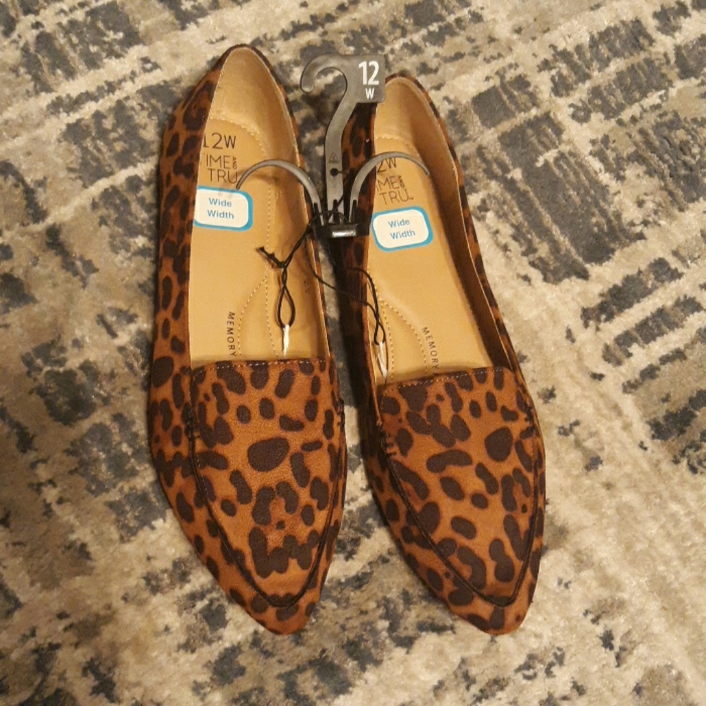 Animal print flats